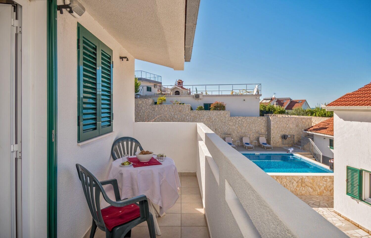 Apartments Bisernica-With Pool Ražanj 外观 照片
