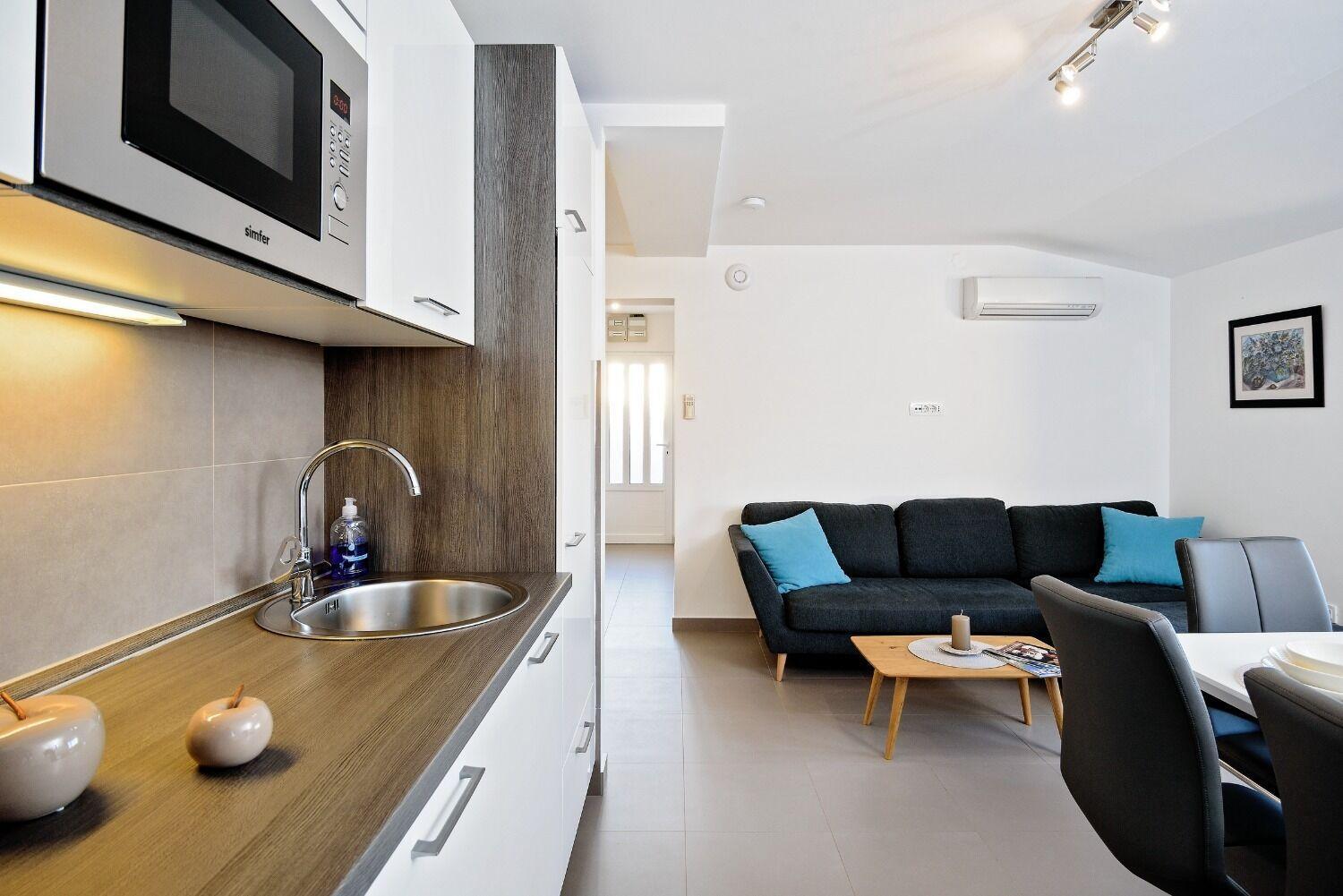 Apartments Bisernica-With Pool Ražanj 外观 照片