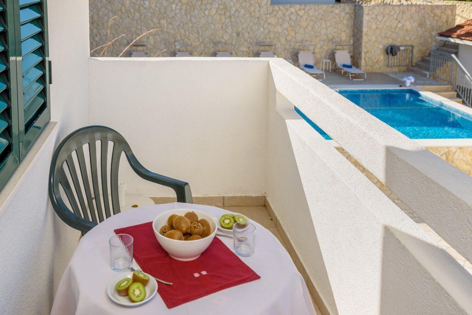 Apartments Bisernica-With Pool Ražanj 外观 照片