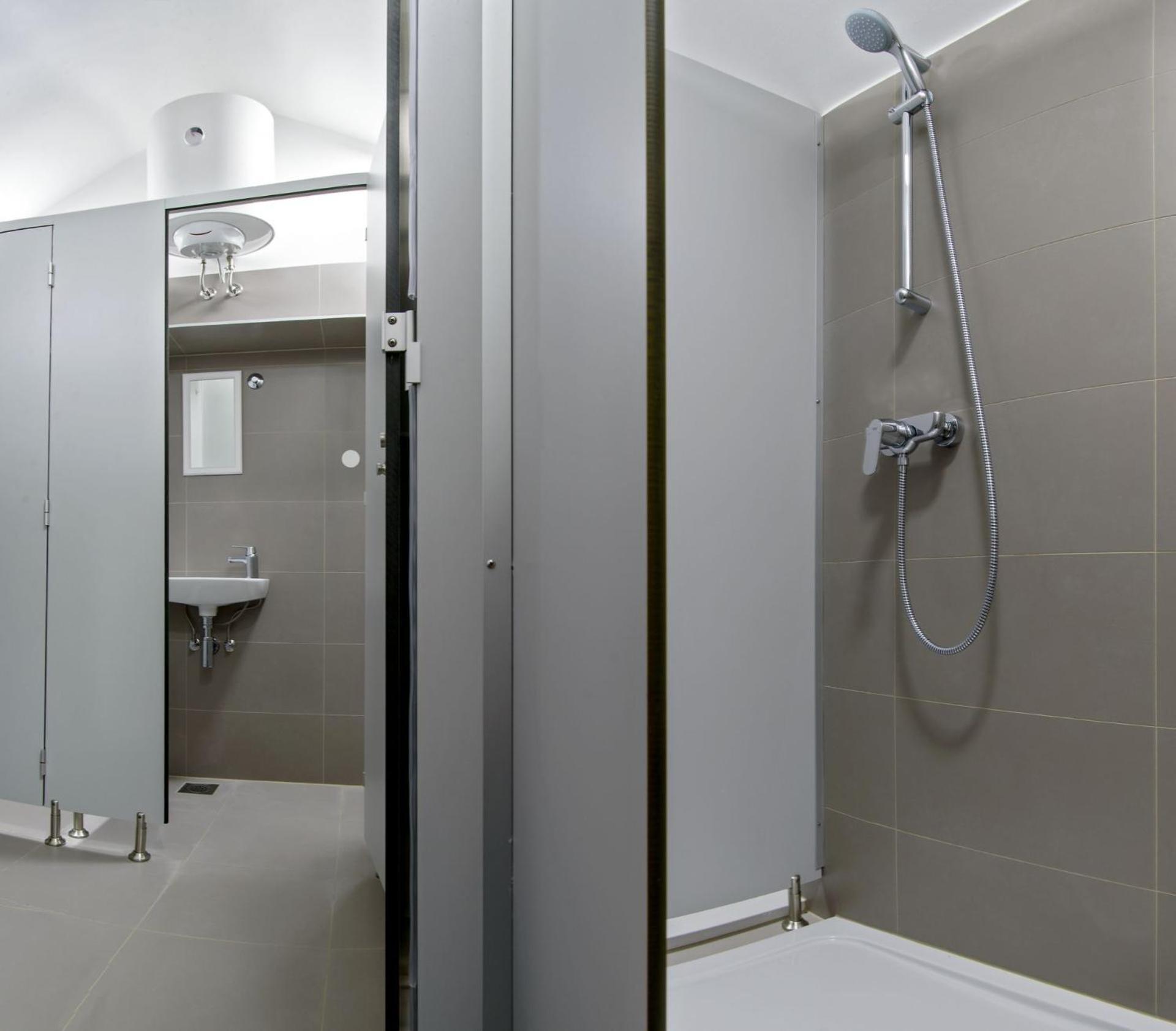 Apartments Bisernica-With Pool Ražanj 外观 照片