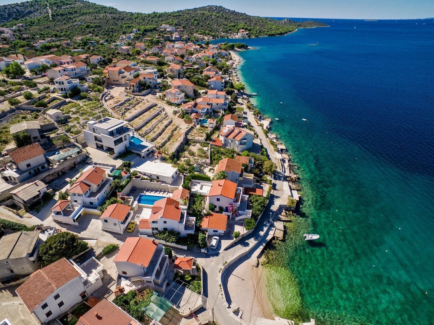 Apartments Bisernica-With Pool Ražanj 外观 照片