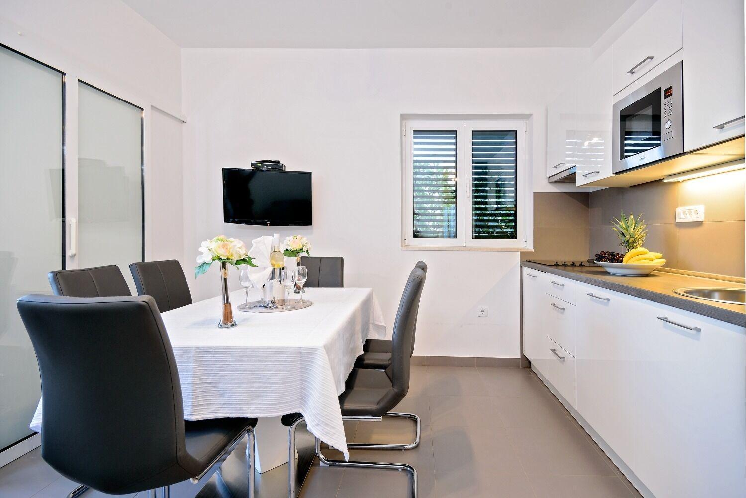 Apartments Bisernica-With Pool Ražanj 外观 照片